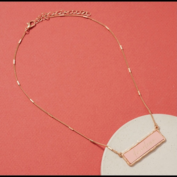 Fearless Necklace - Picture 5 of 5